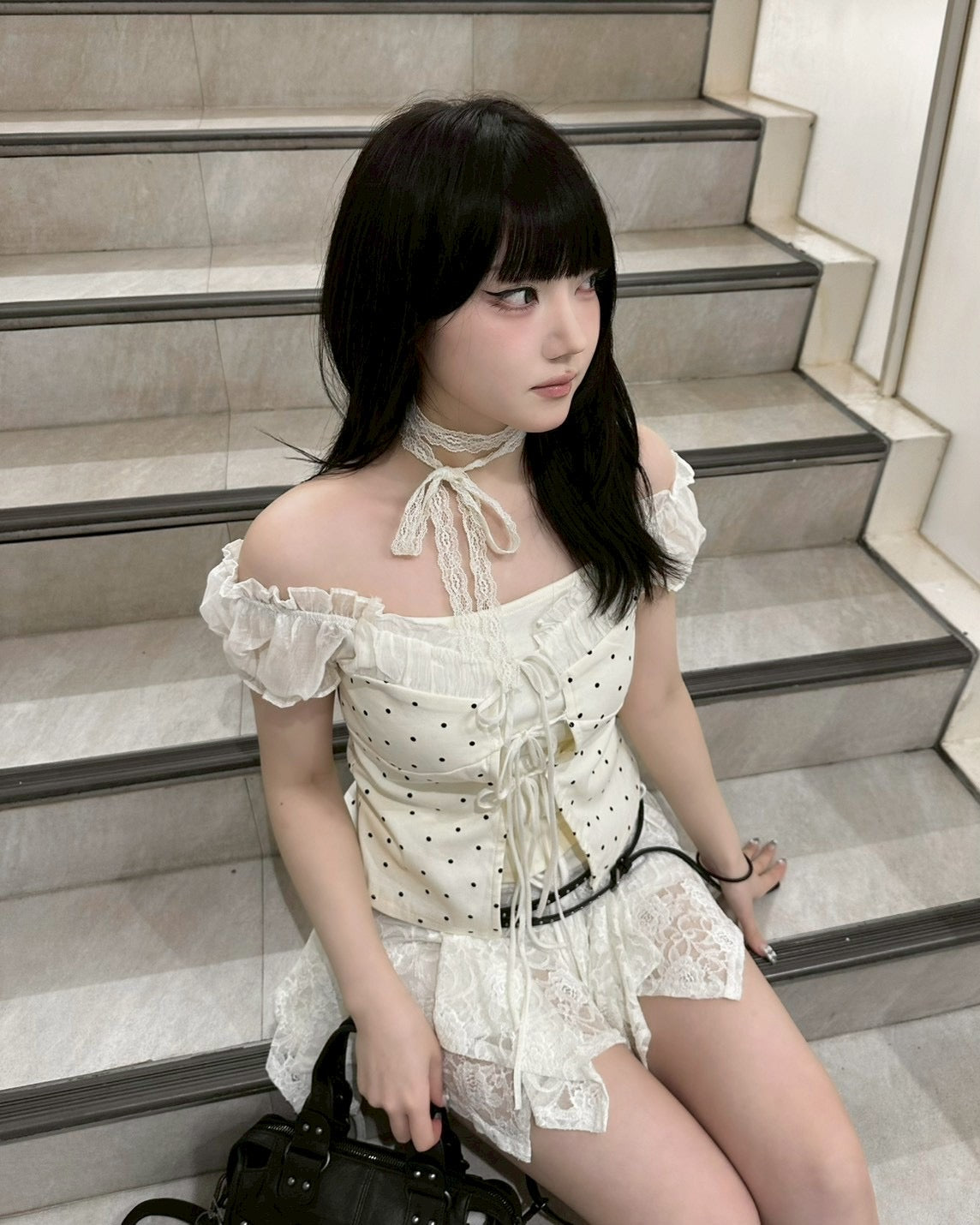 【nmtc+】Dot Lace Ribbon Blouse (2color)