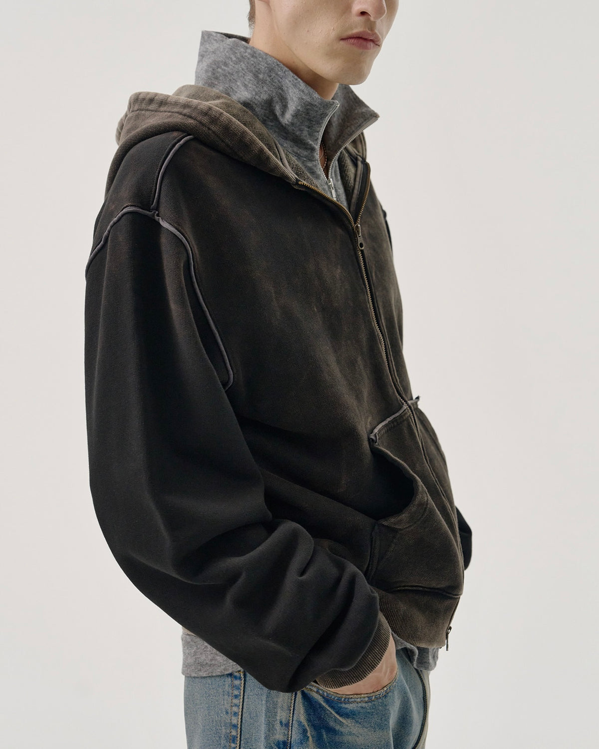 【MMIC】SHADE LAYER ZIP-UP HOODIE
