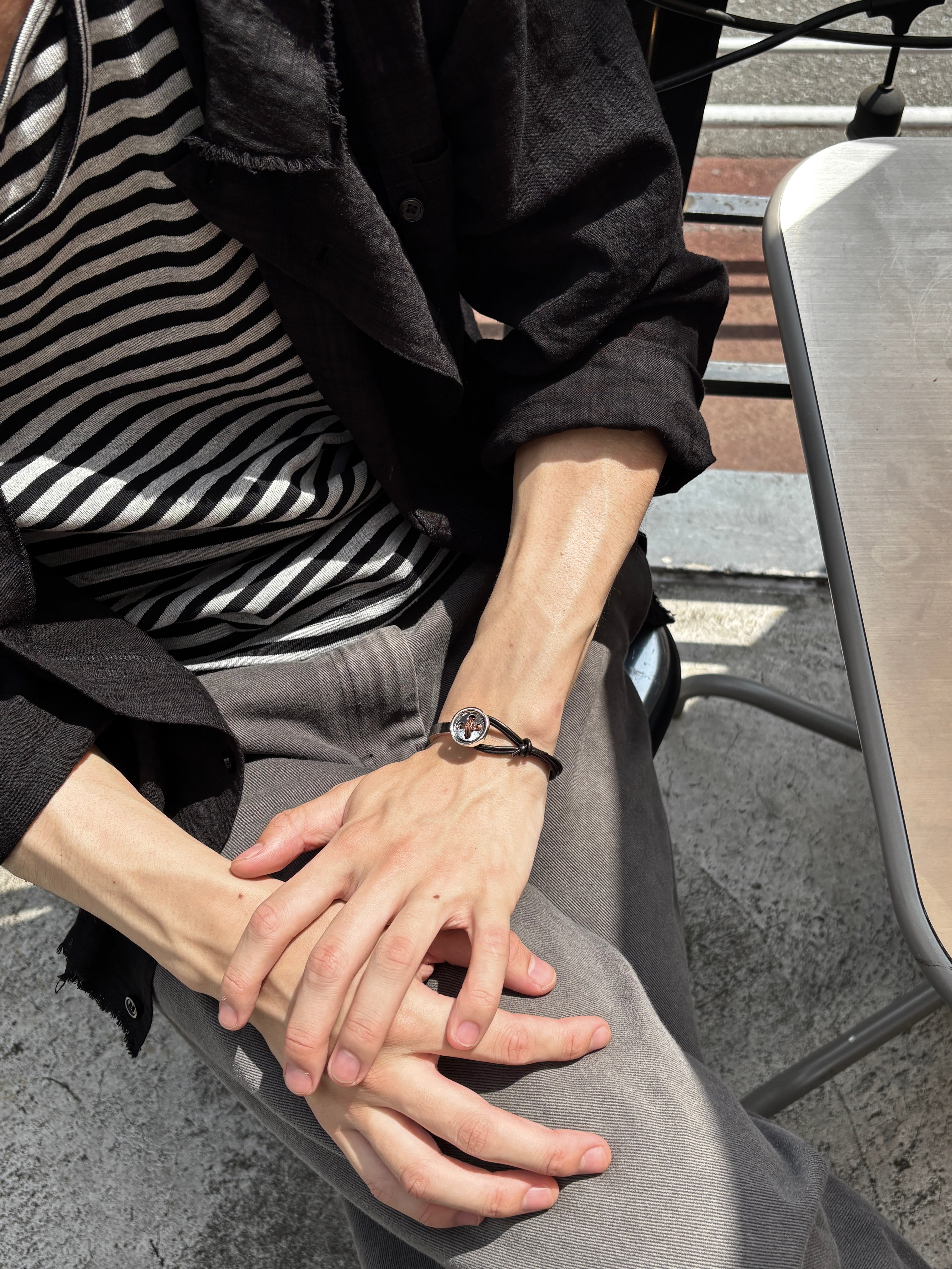 国際発送【youll】vintage leather button bracelet