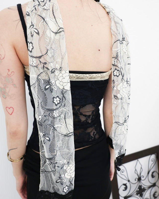 【MIAE】[香] Floral Lace Scarf