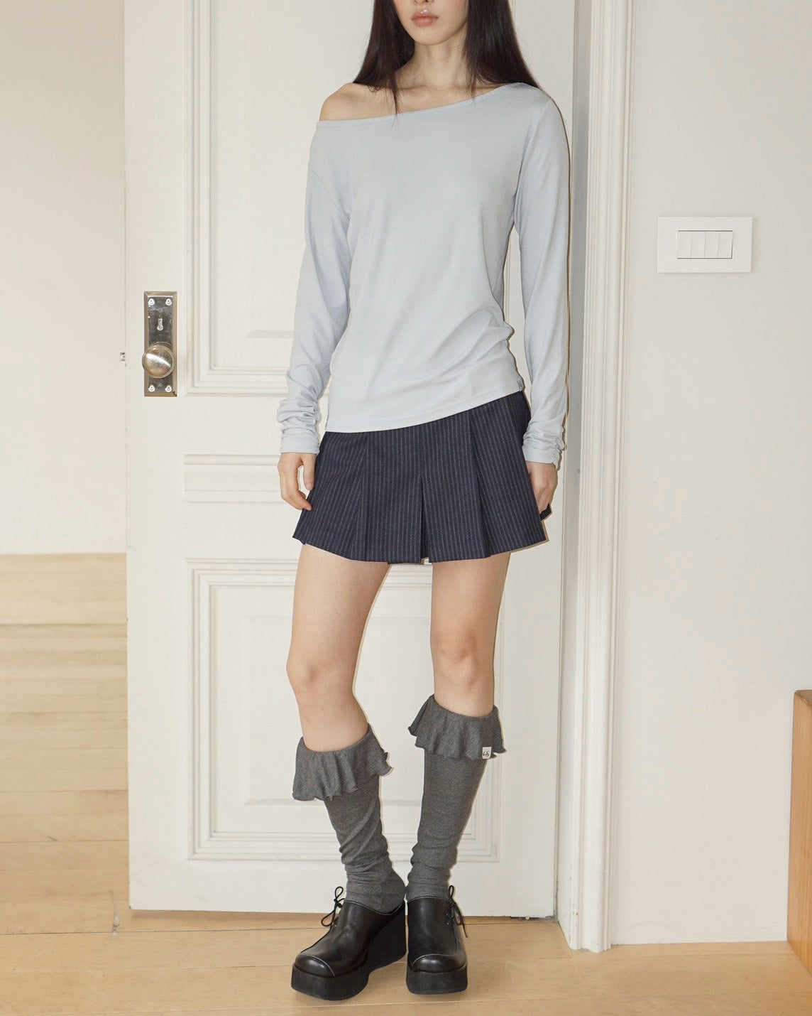 【Uglyshadow】STRIPE PLEATED PANTS