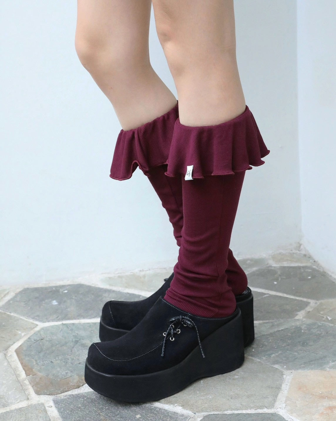 【Uglyshadow】RUFFLE LONG SOCKS