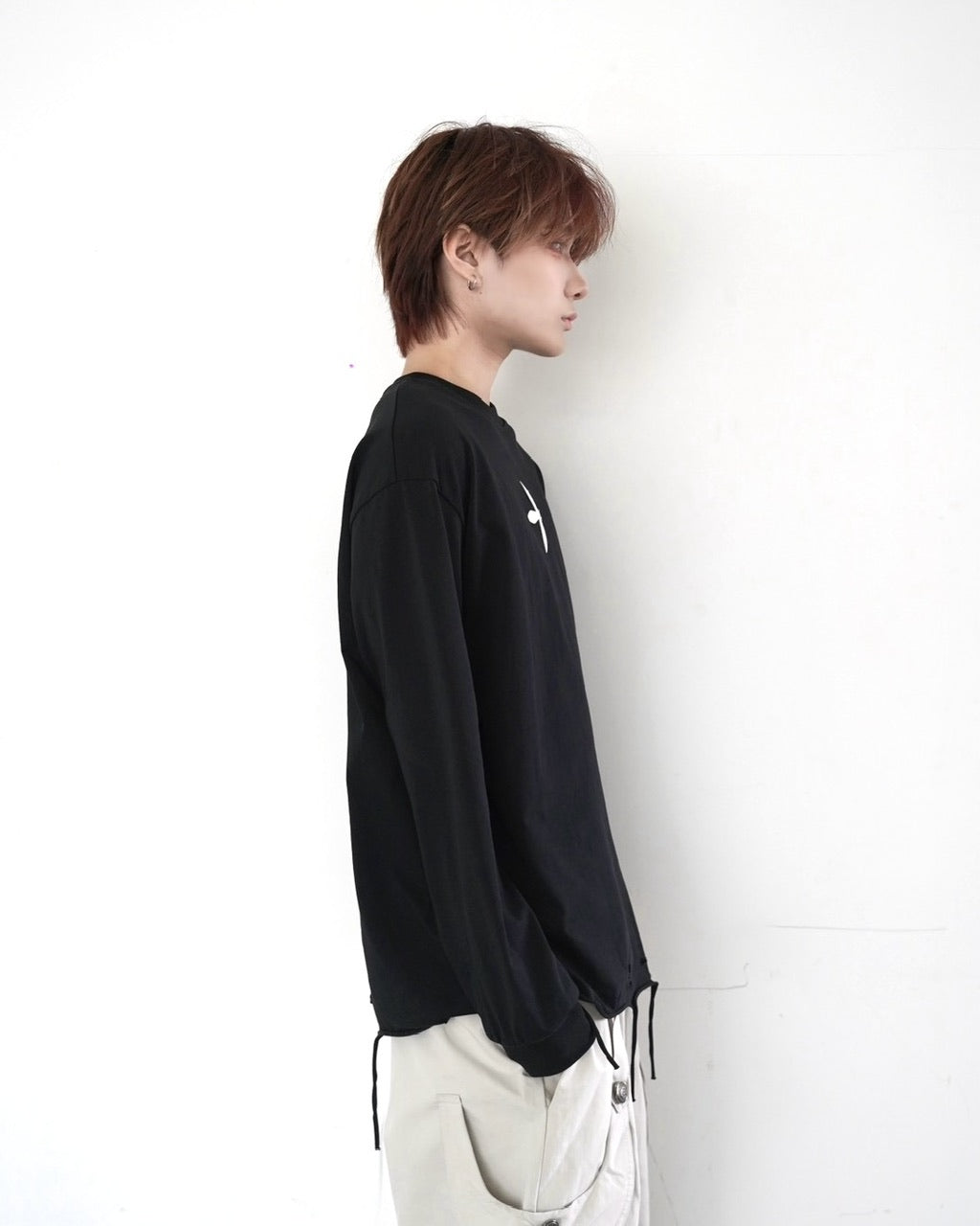 国際配送【LUV CODE】Cross distressed long sleeve