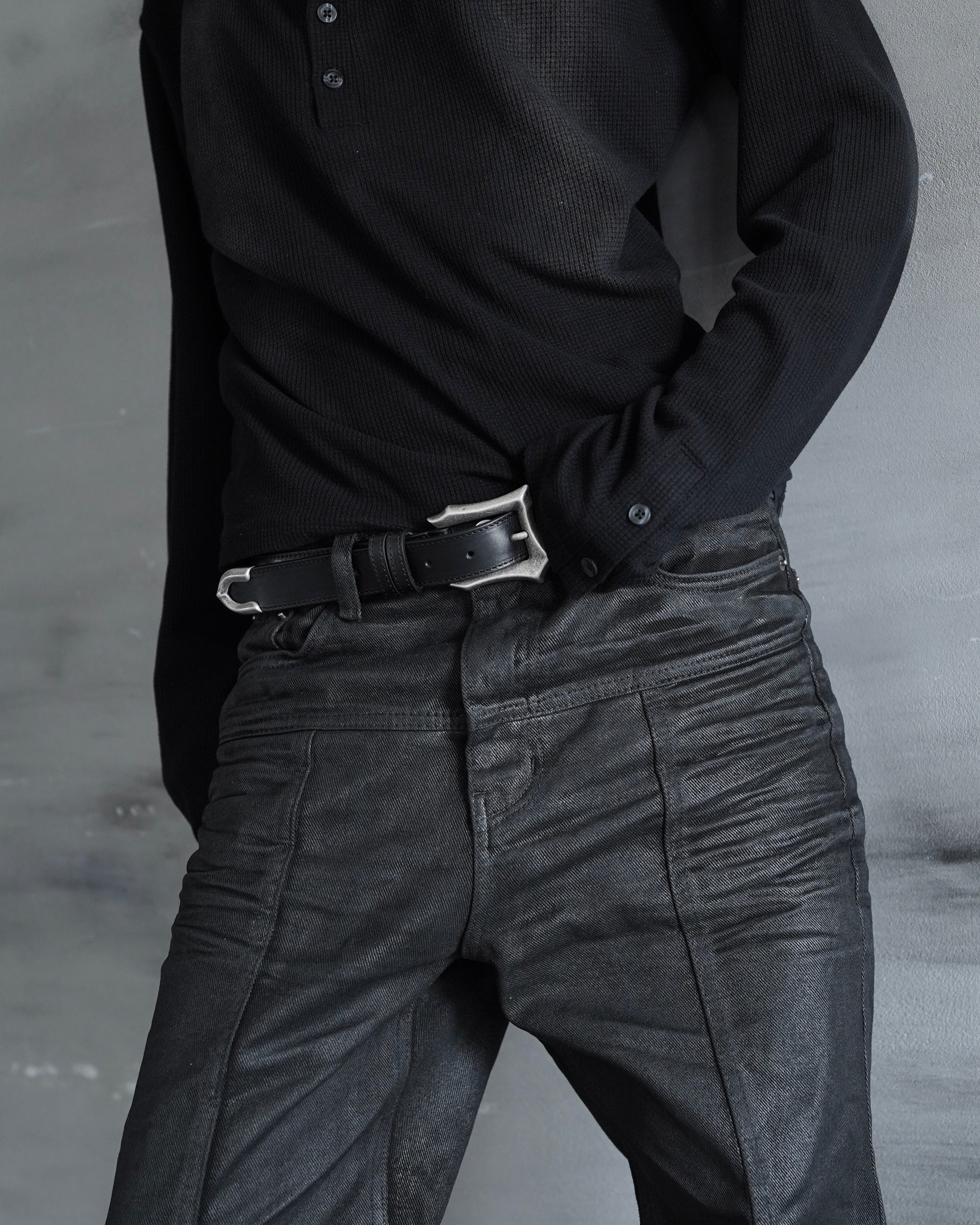 【CHIKASHITSU PLUS HIGH】Gothic leather buckle belt