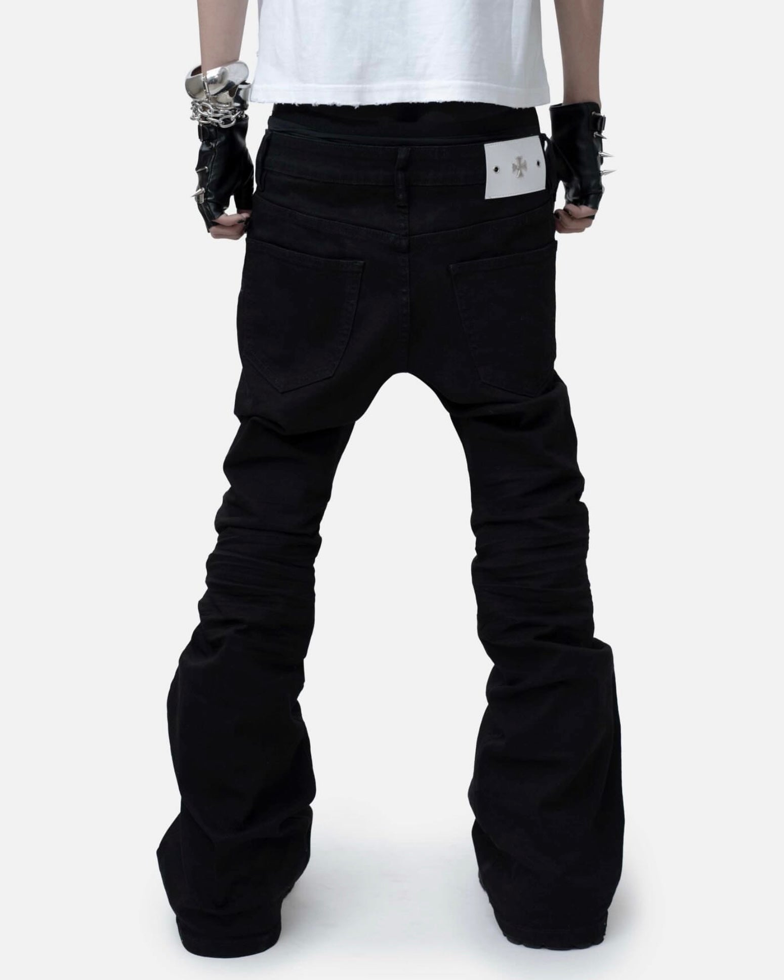 【LOWKEY CLUB】FLARED COATED JEANS