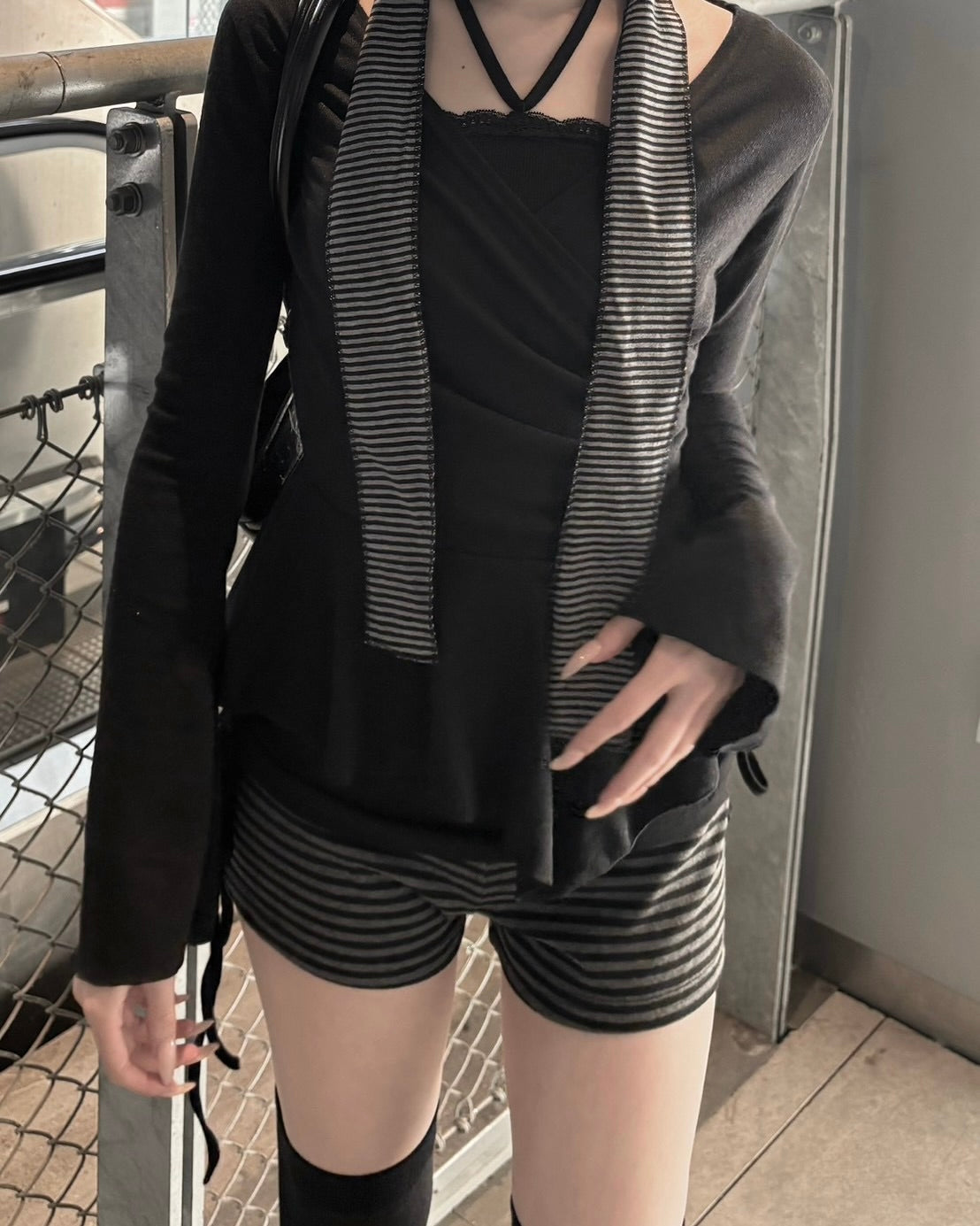 受注制【nmtc+】Draped Peplum Wrap Top (2color)