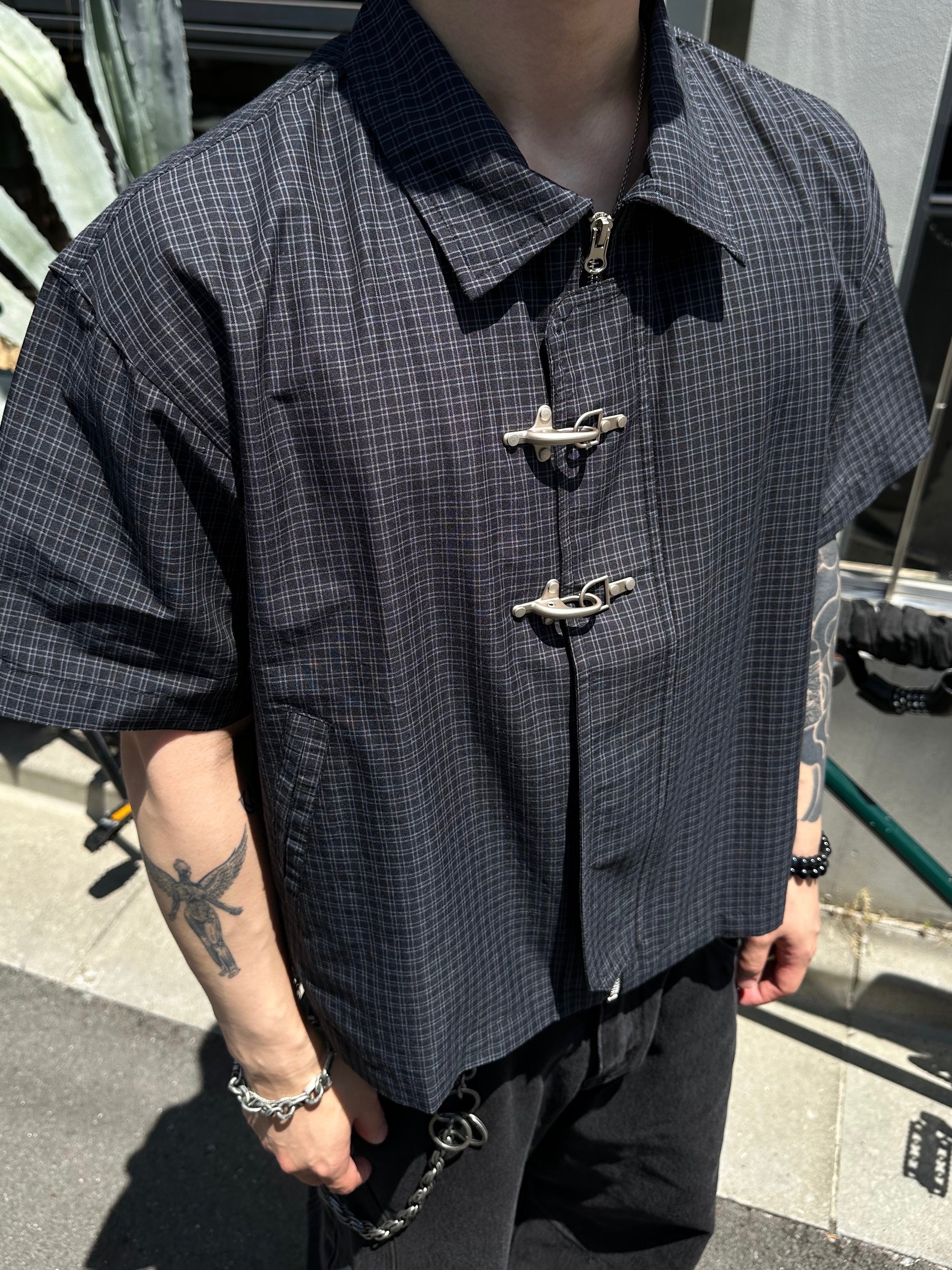 大阪店WEB限定受注制【Chikashitsu +】double buckle shirt jacket (2color)