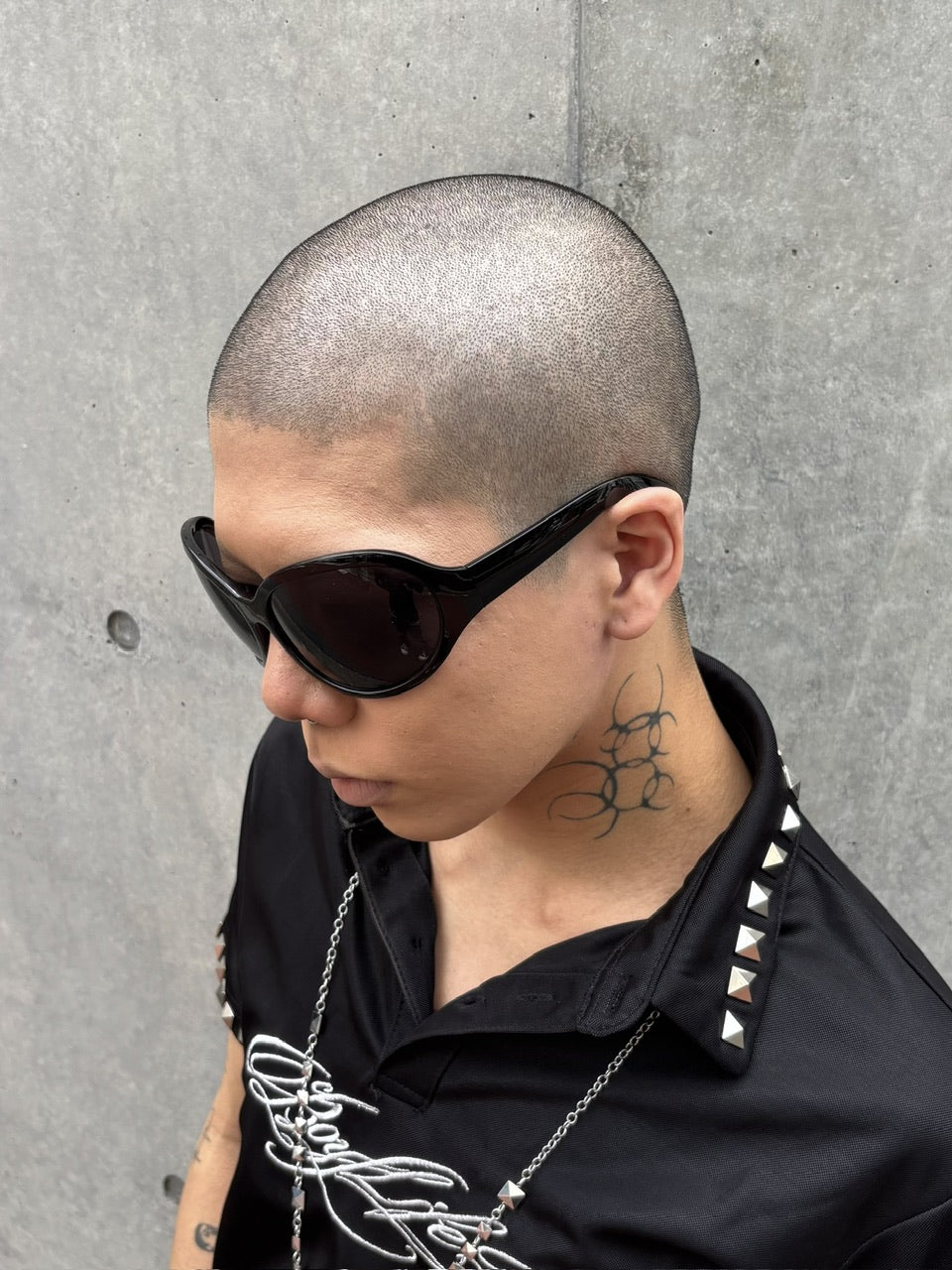 国際配送【Never mind the XU】y2k big oval sunglasses (2color)