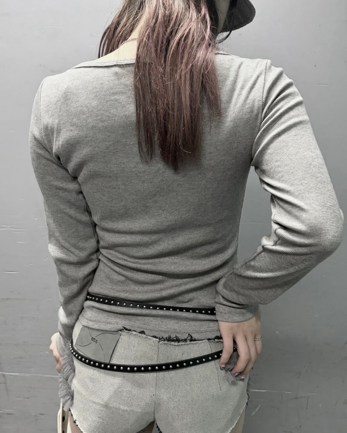 受注制【nmtc+】Lace Up Lettering Top (2color)