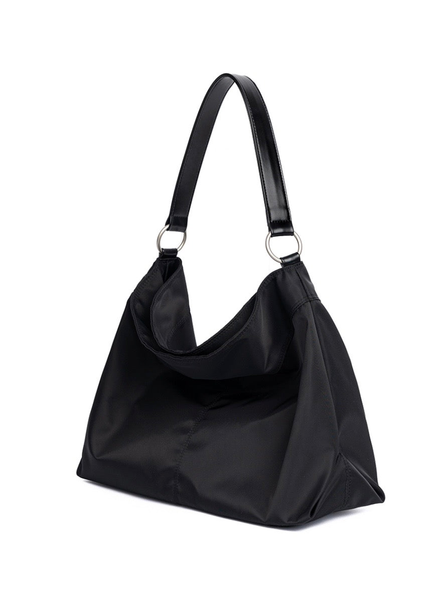 【HAH ARCHIVE】Contour Shoulder Bag (ナイロン)