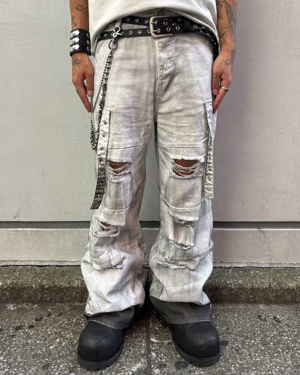 【Never mind the XU】destroyed damage strap denim pants