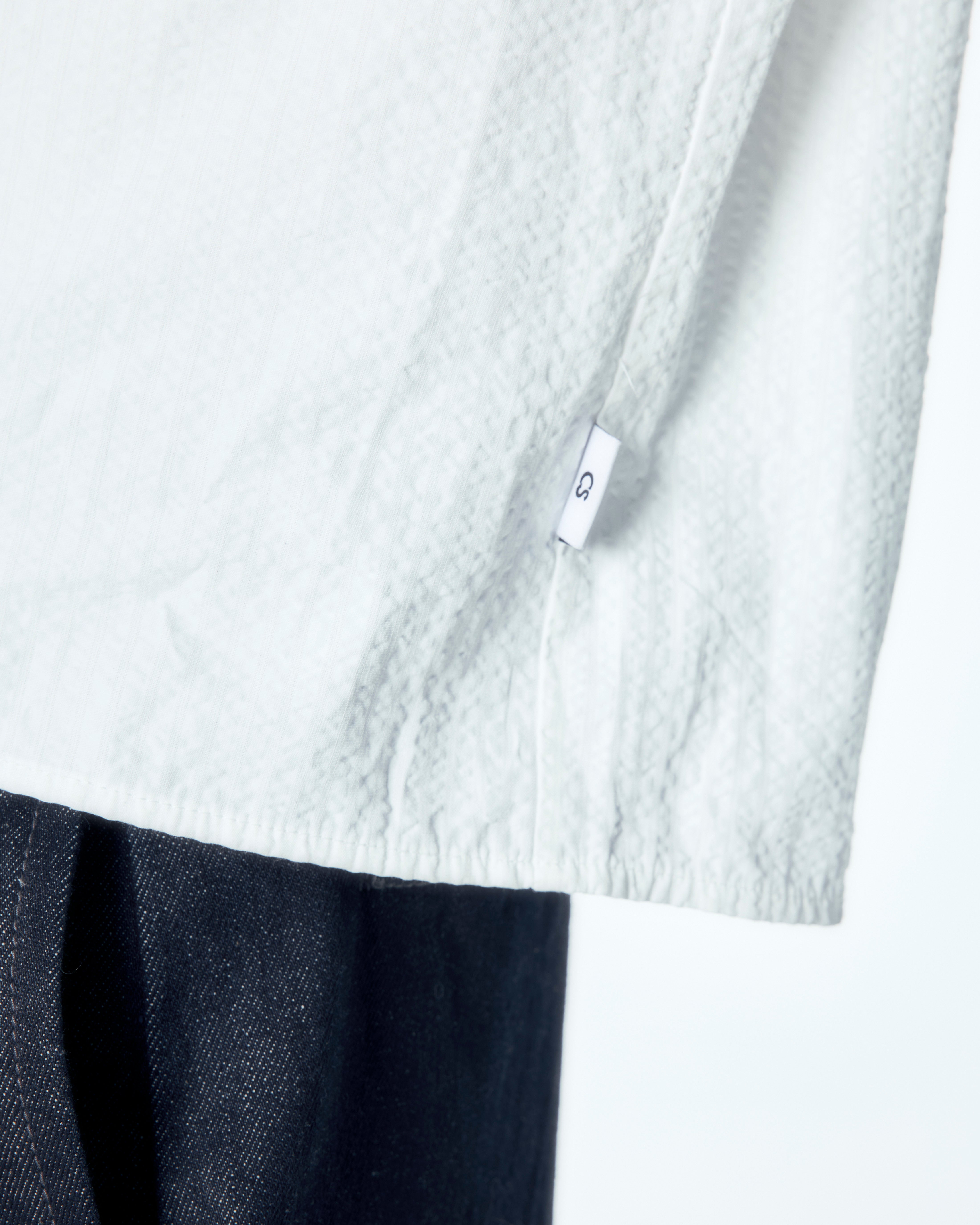 3/20 20:00発売【CS】CROPPED STRIPE BUTTON UP SHIRT