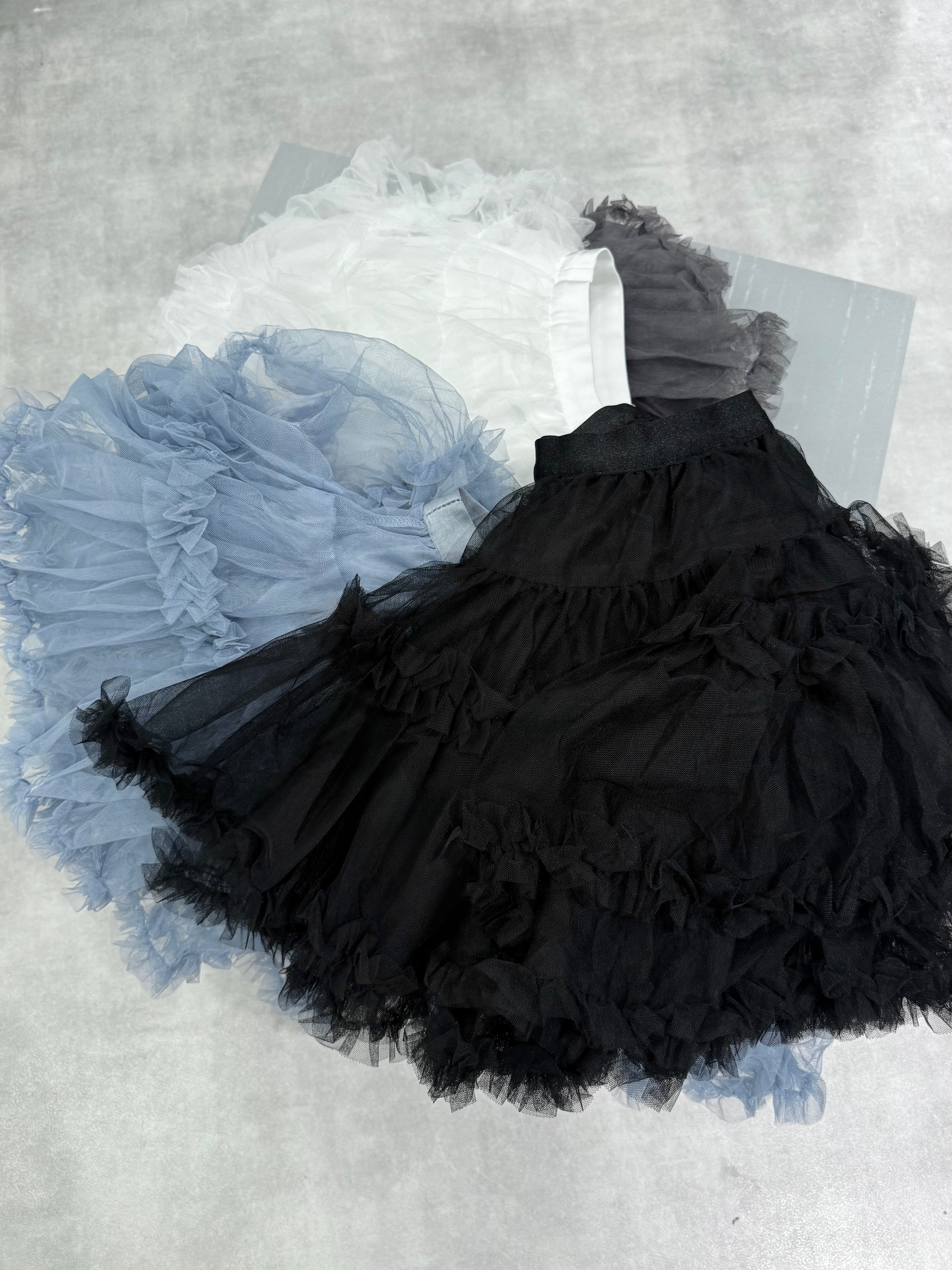7/17 20:00 発売 国際配送【Nerd out XU】volume frill skirt (4color)