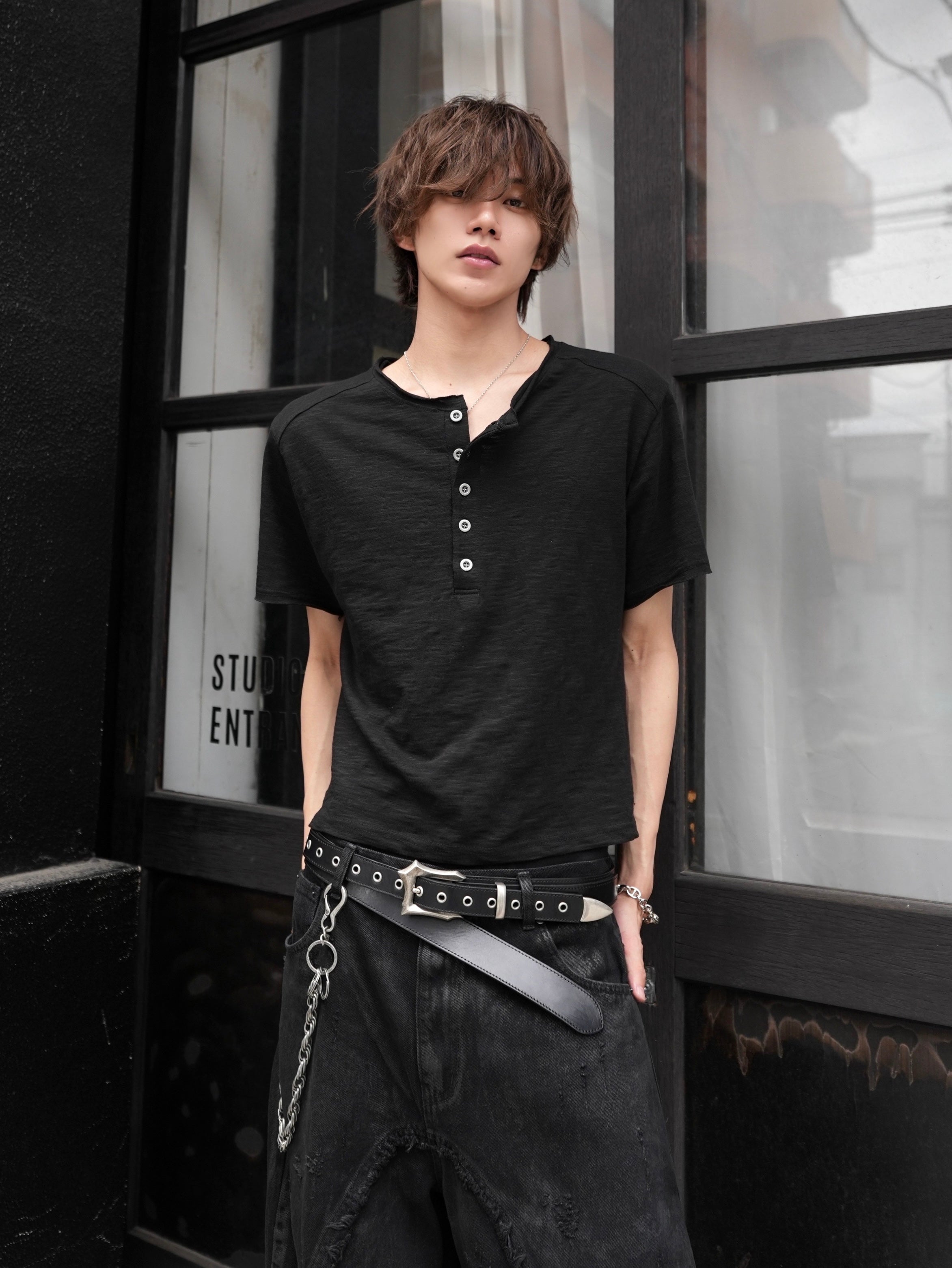 【CHIKASHITSU PLUS HIGH】Steel button short sleeve henley tee (2color)