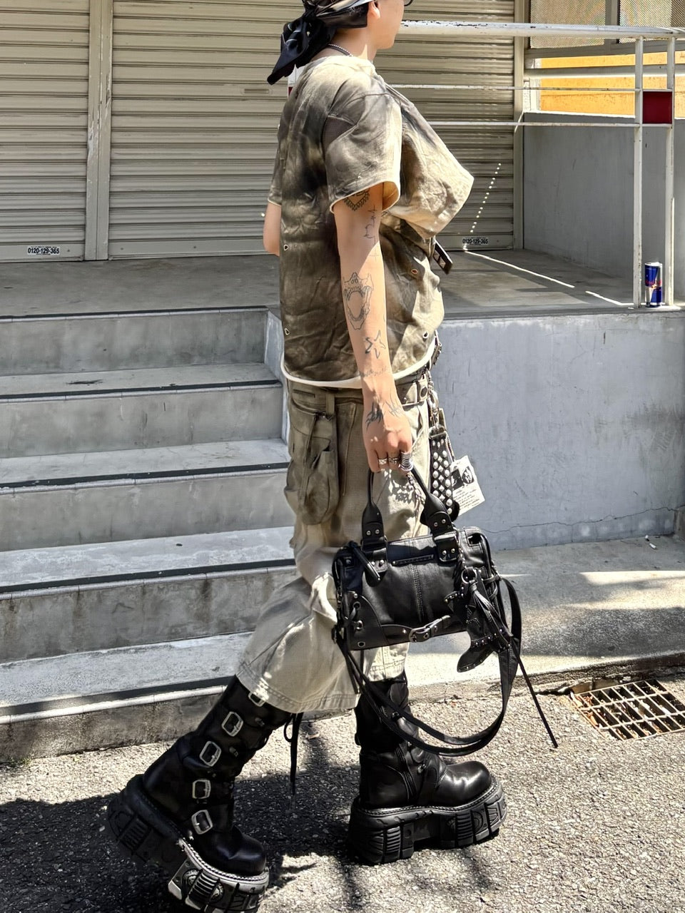 国際配送【Never mind the XU】vintage wash buggy half pants