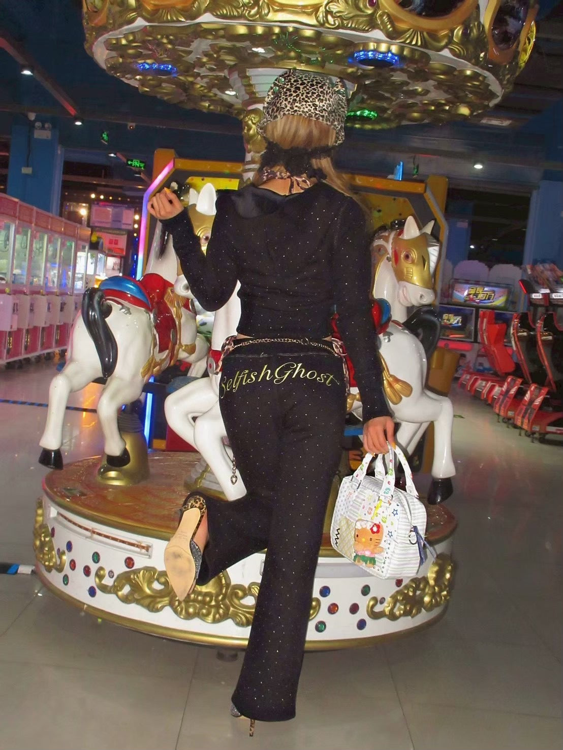 【SelfishGhost】Embroidered knitted silver fox fur-like plush tracksuit zip-up