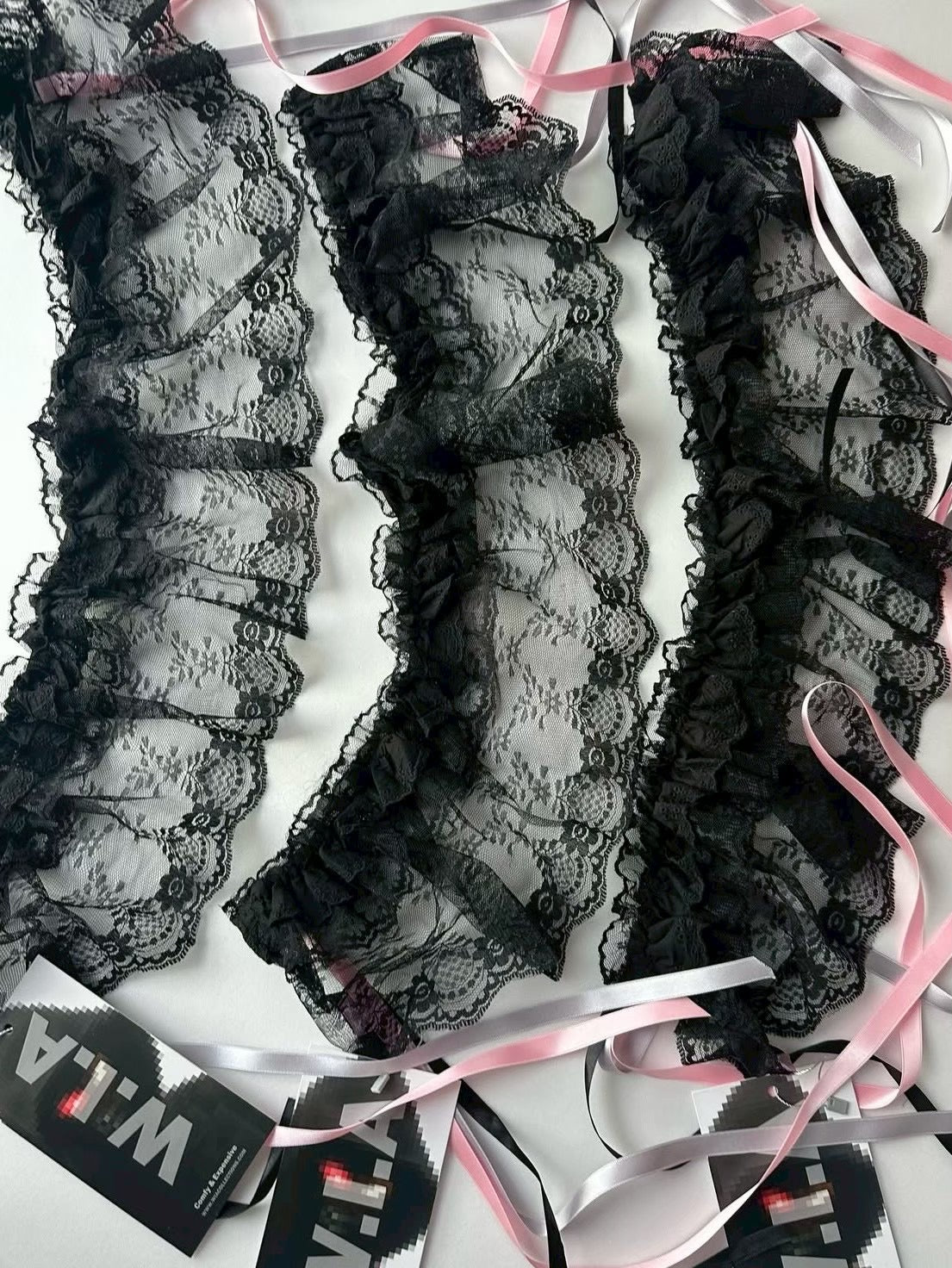【W.I.A】SMASHED LACE OPEN MINI SKIRT