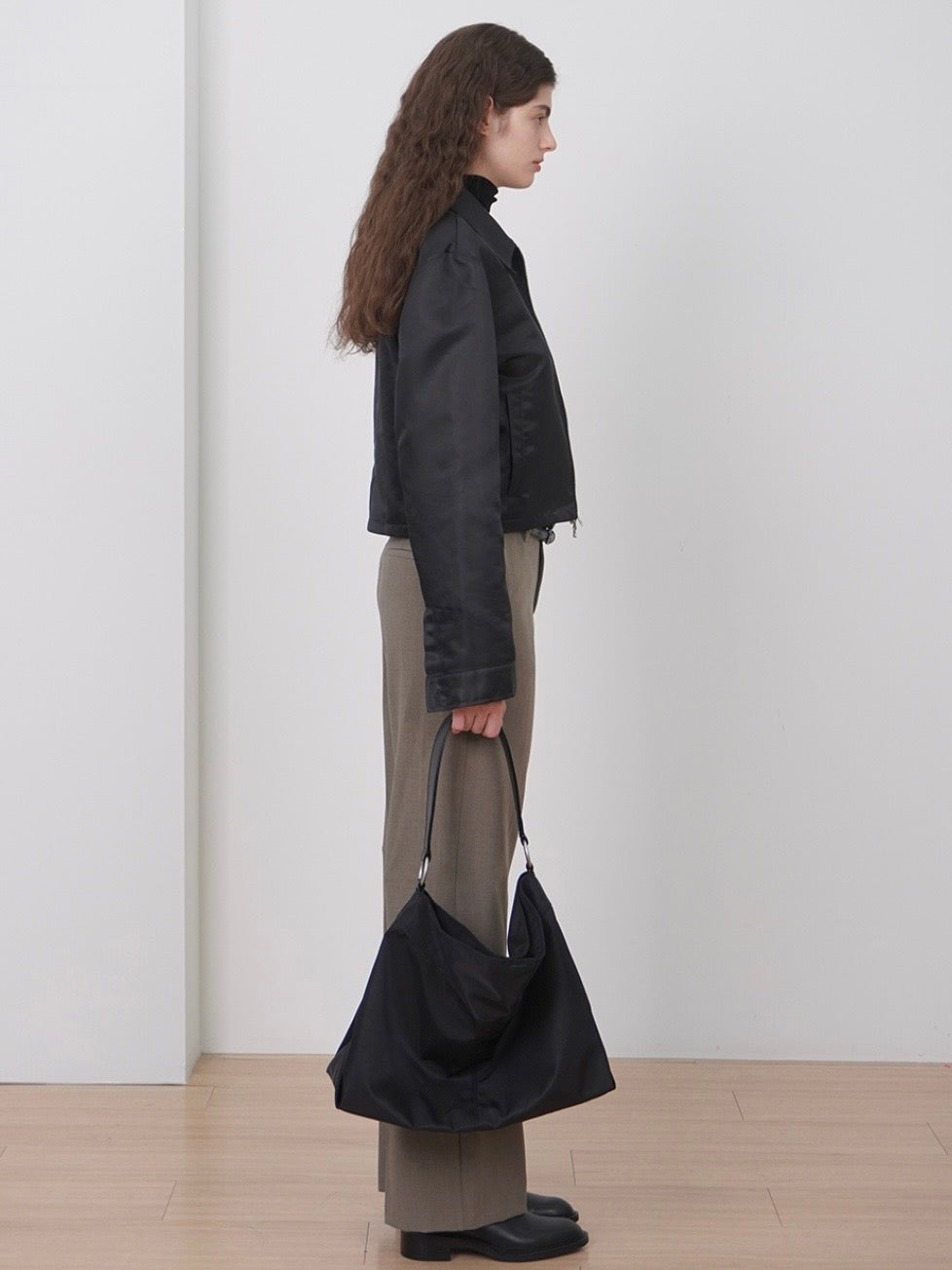 【HAH ARCHIVE】Contour Shoulder Bag (ナイロン)