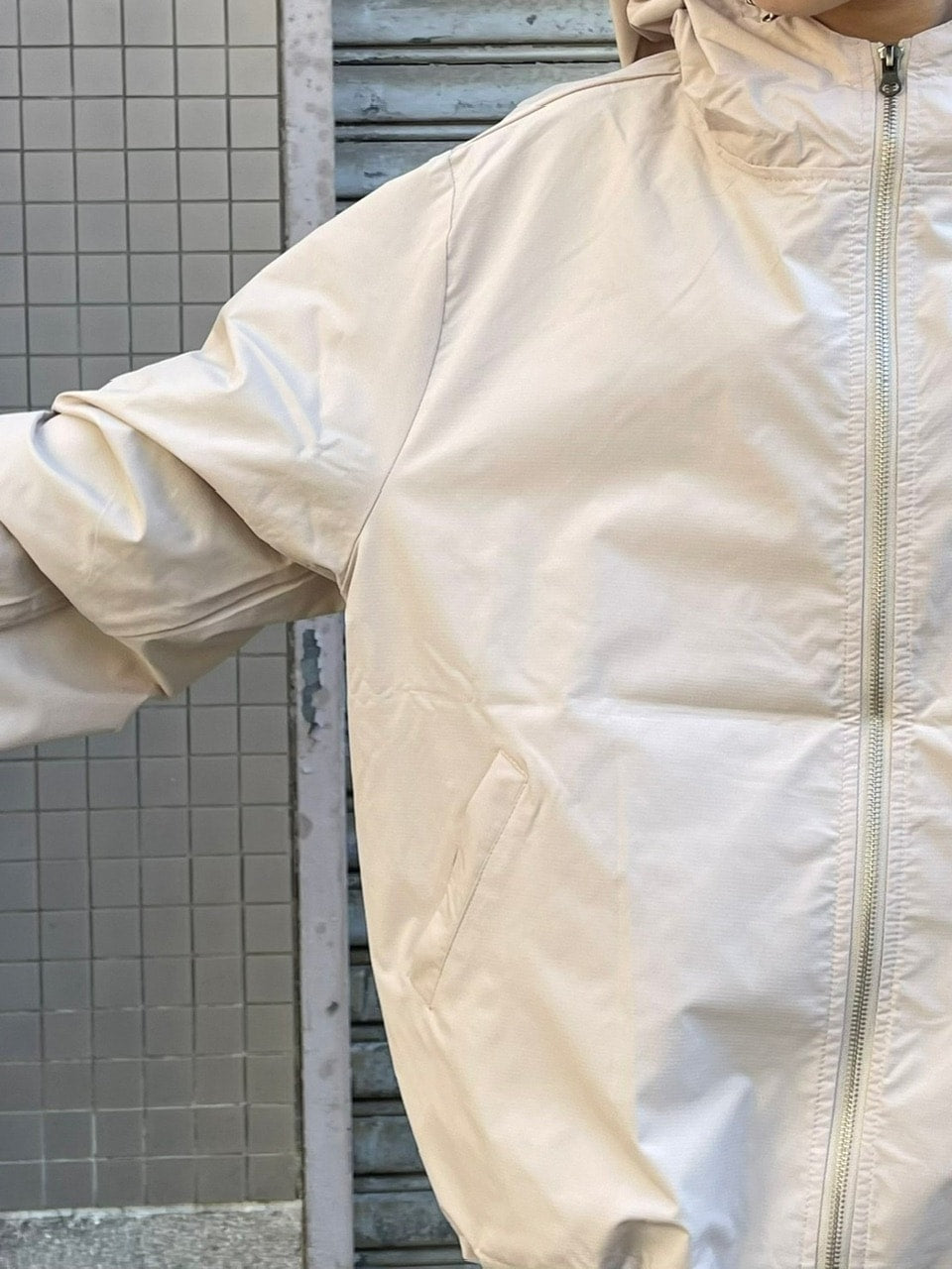 受注制【Chikashitsu +】unisex cropped hooded blouson (3color) / 【チカシツプラス】ユニセックスクロップドフード長袖ブルゾン