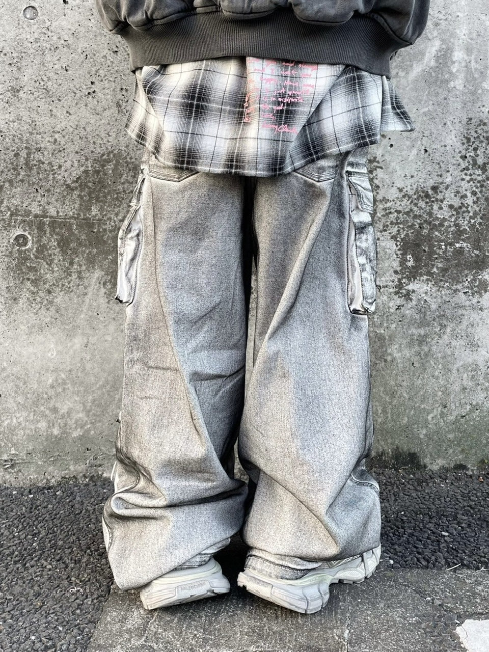 【Never mind the XU】pocket cargo denim pants 2 (2color) / 【ネバーマインドザエックスユー】ポケットカーゴワイドデニムパンツ