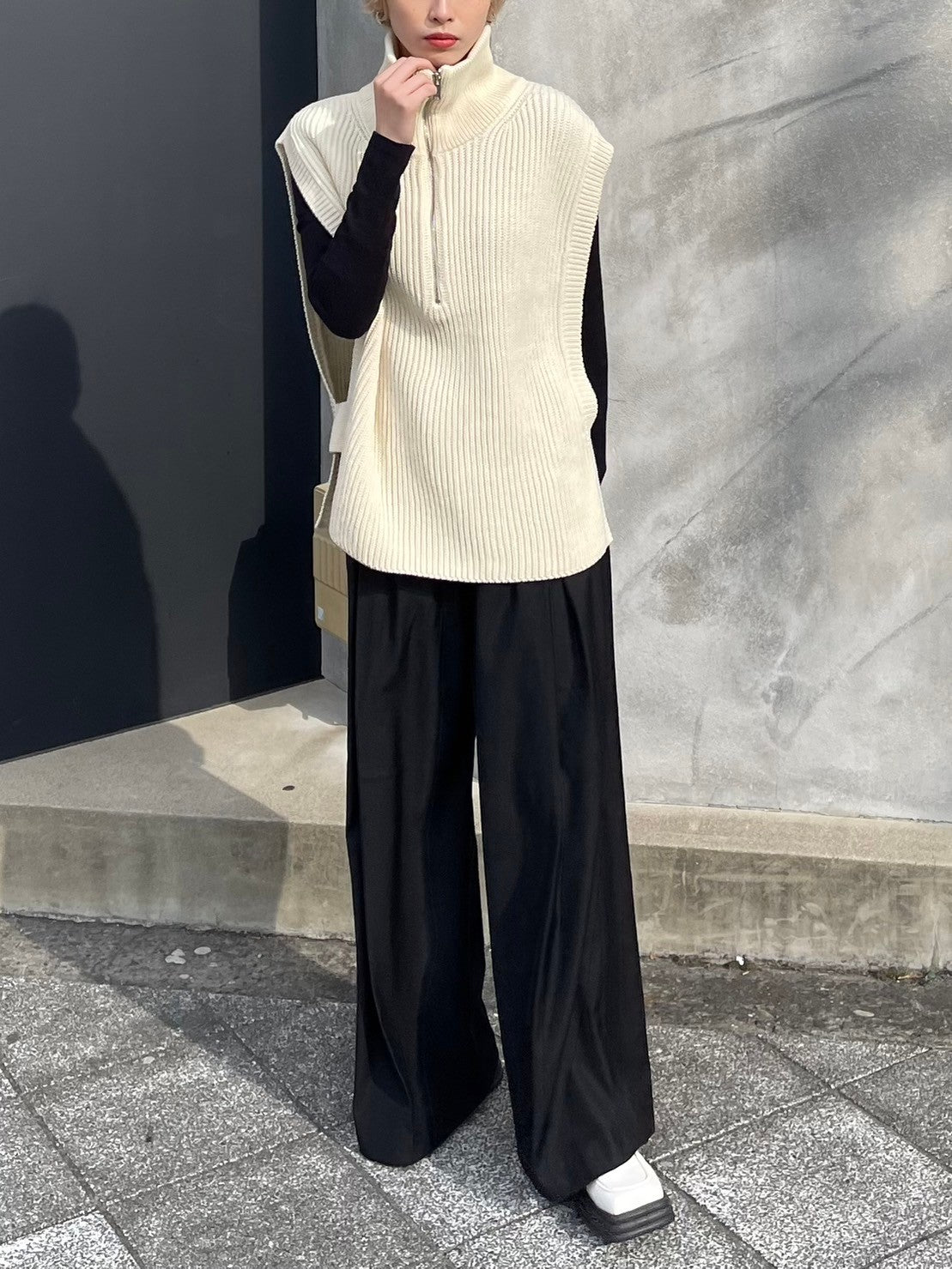 【Chikashitsu +】half zip design vest (3color)