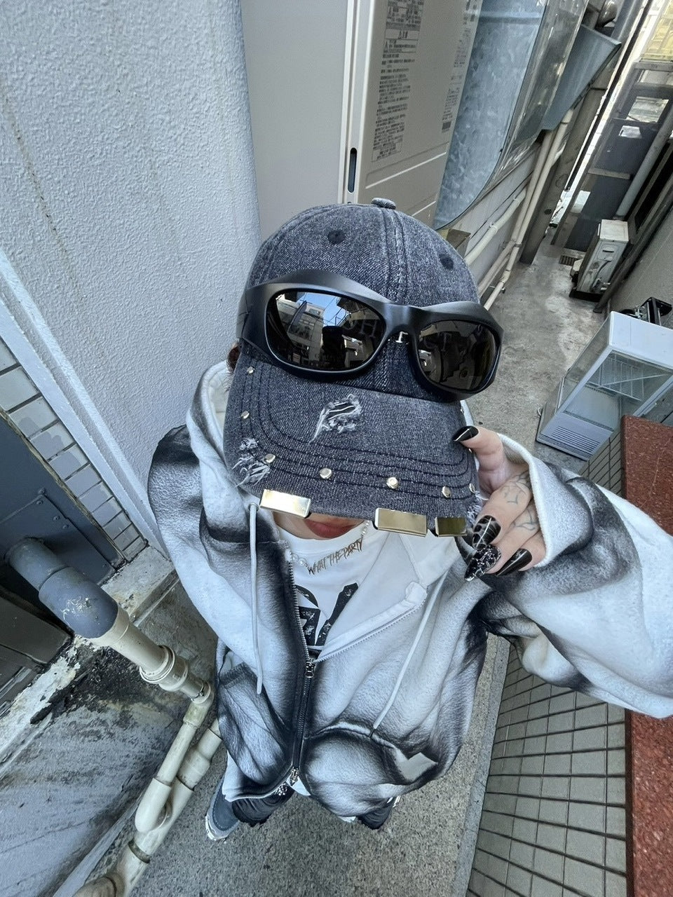 受注制【Never mind the XU】dirty zip up hoodie (2color) – PRESSING