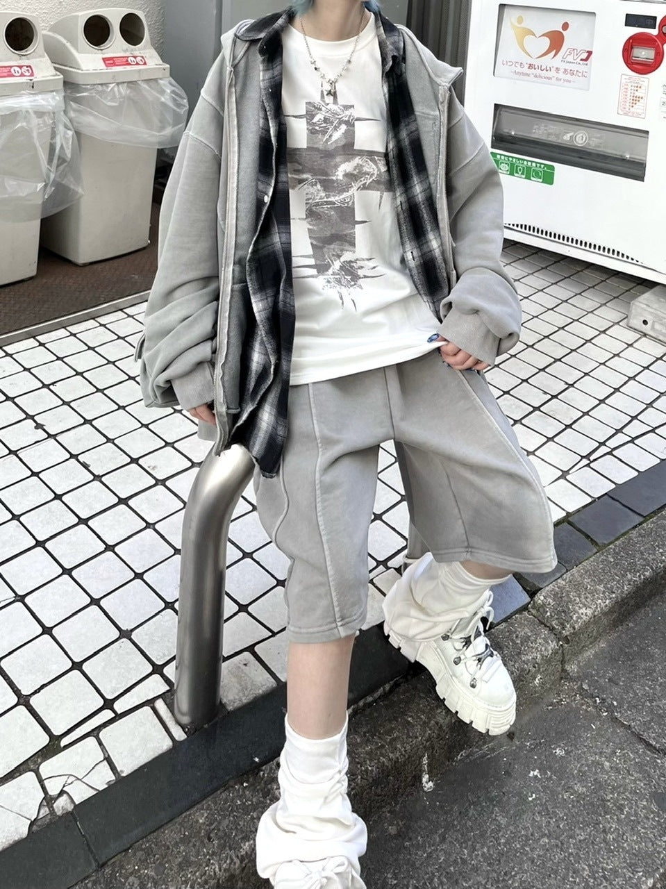 受注制【Never mind the XU】pigment line shorts (2color)