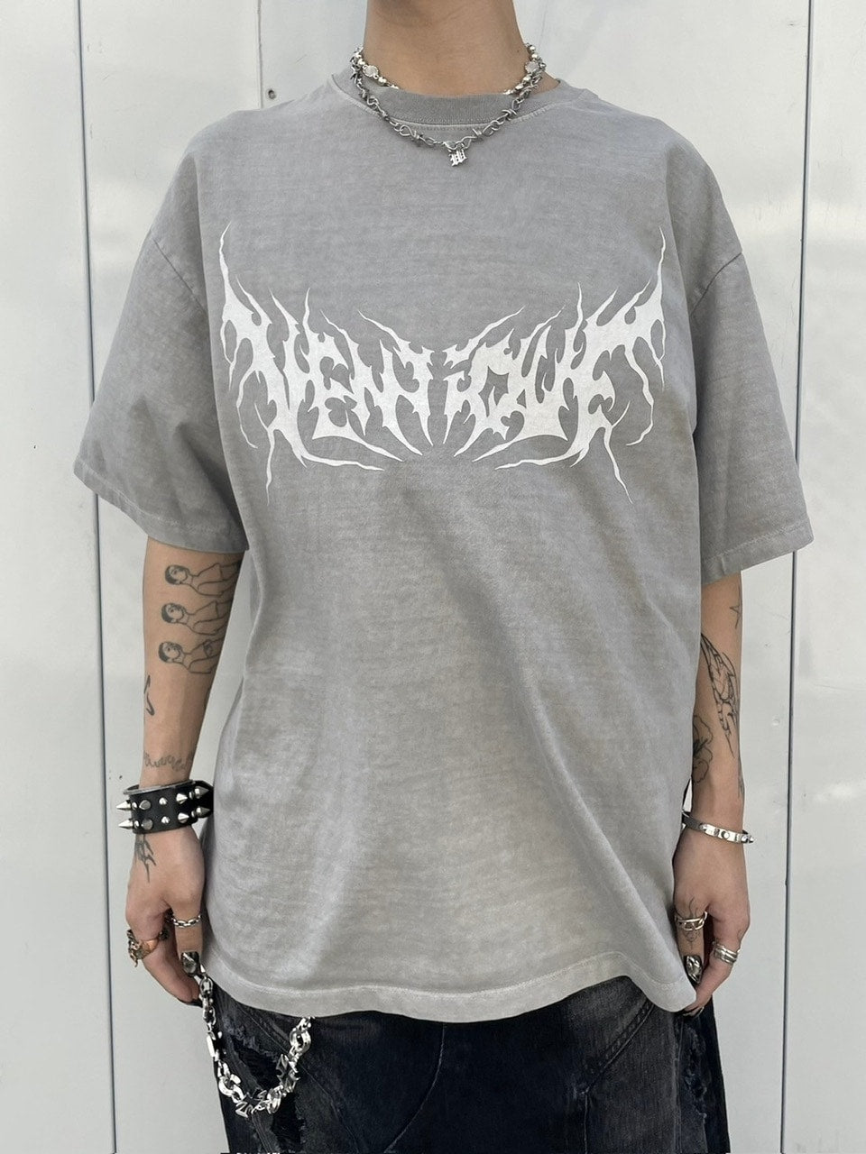 受注制【Never mind the XU】VENTIQUE tee (2color) / 【ネバーマインドザエックスユー】プリント半袖Tシャツ