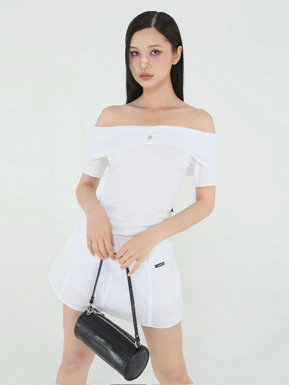 【Uglyshadow】UNBALANCED KNIT OFF SHOULDER