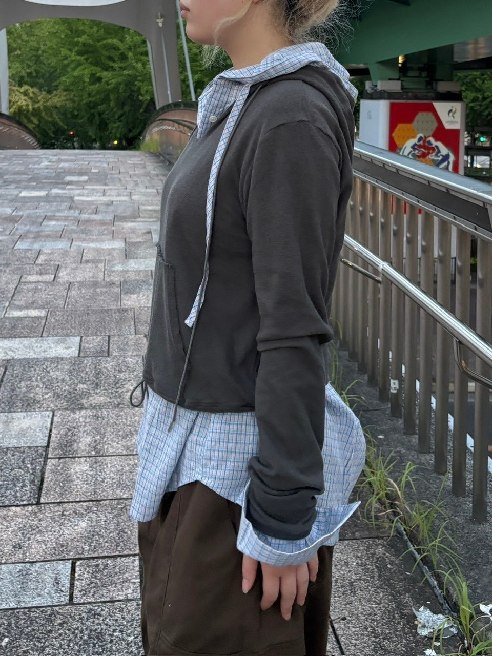 受注制【oaks】cut off v neck cropped hoodie (2color)