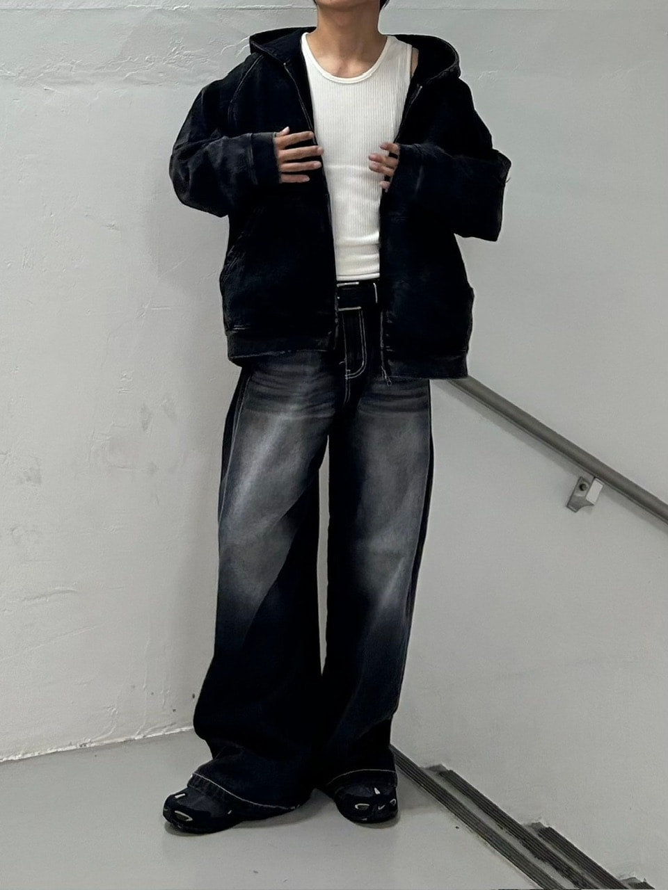 受注制【Chikashitsu +】set up pigment damage zip up hoodie