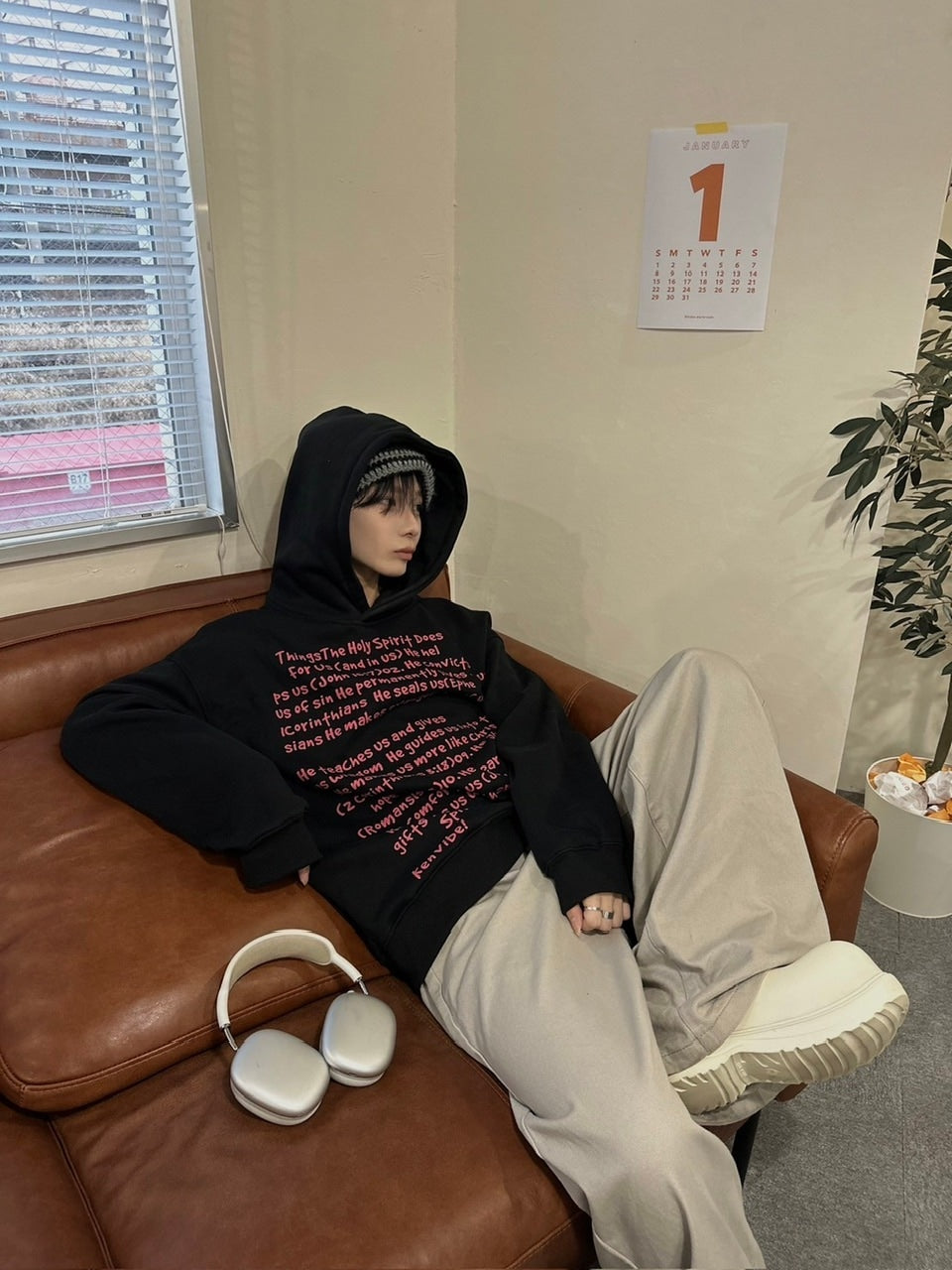 【LUV CODE】lettering hoodie (2color)