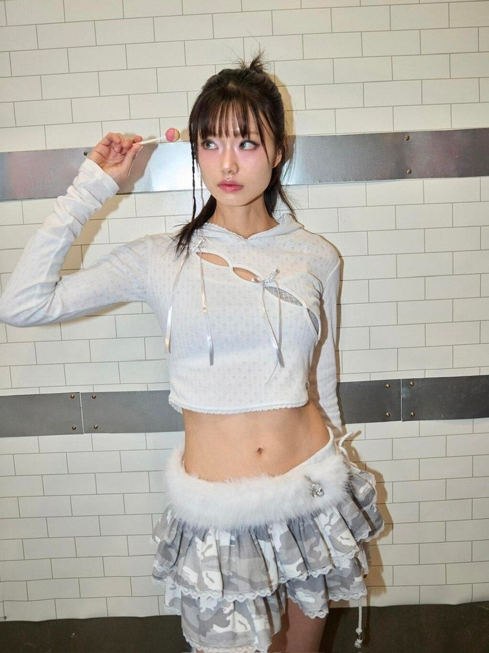 【CHERRYQUIRI】wave lace ribbon hoody / 【チェリーキュリー】ウェイブレースリボン長袖パーカー