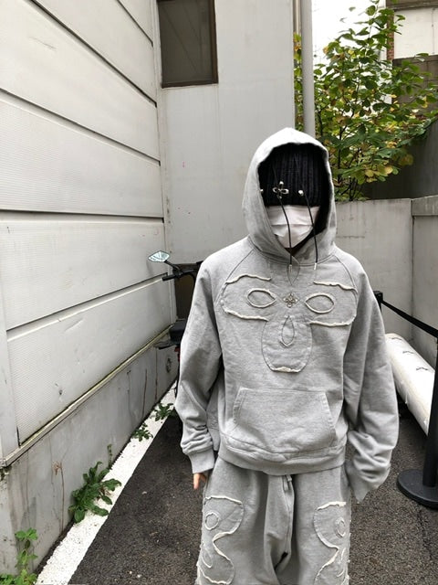 【SURGERY】clover logo patchs sweat hoodie