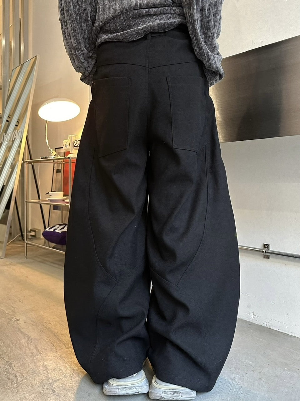 国際配送【LUV CODE】rivet balloon pants