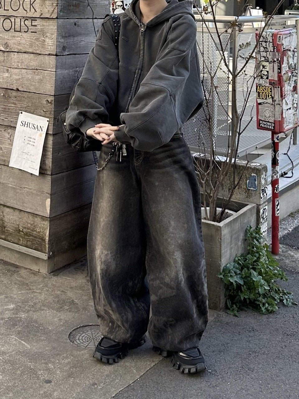 大阪店WEB限定受注制【Chikashitsu +】dirty wash balloon denim pants
