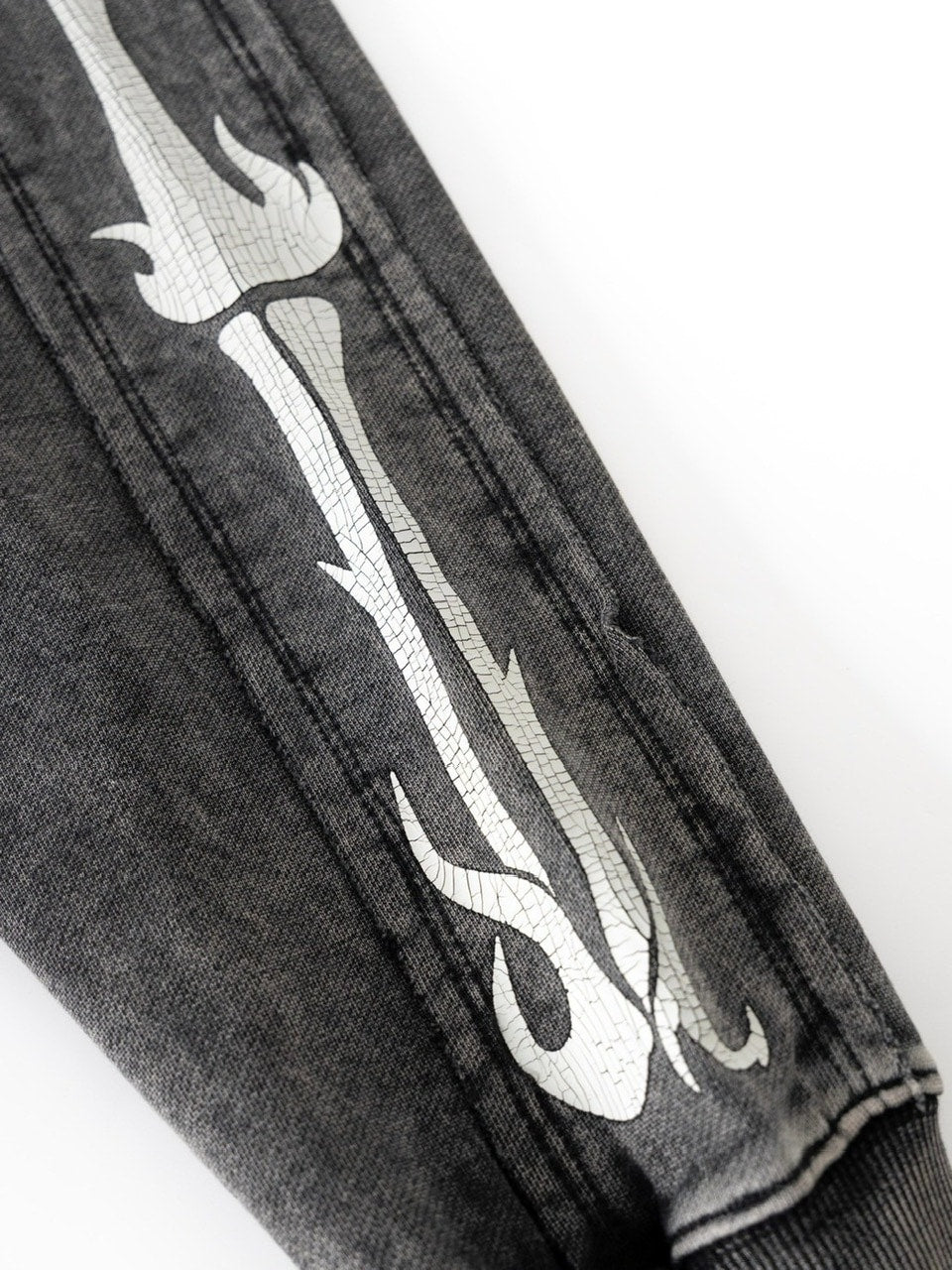 【SUPPLIER】Fire Bones Layered Sleeve Zip Hoodie