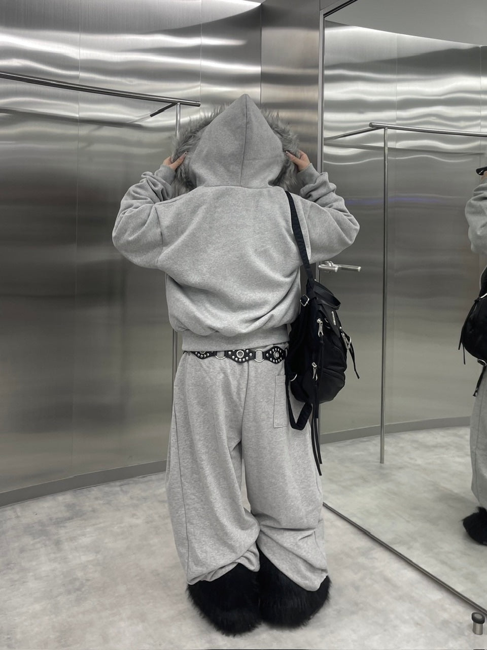 nmtc +】embroidery fur zip up hoodie (2color) – PRESSING WEB SHOP