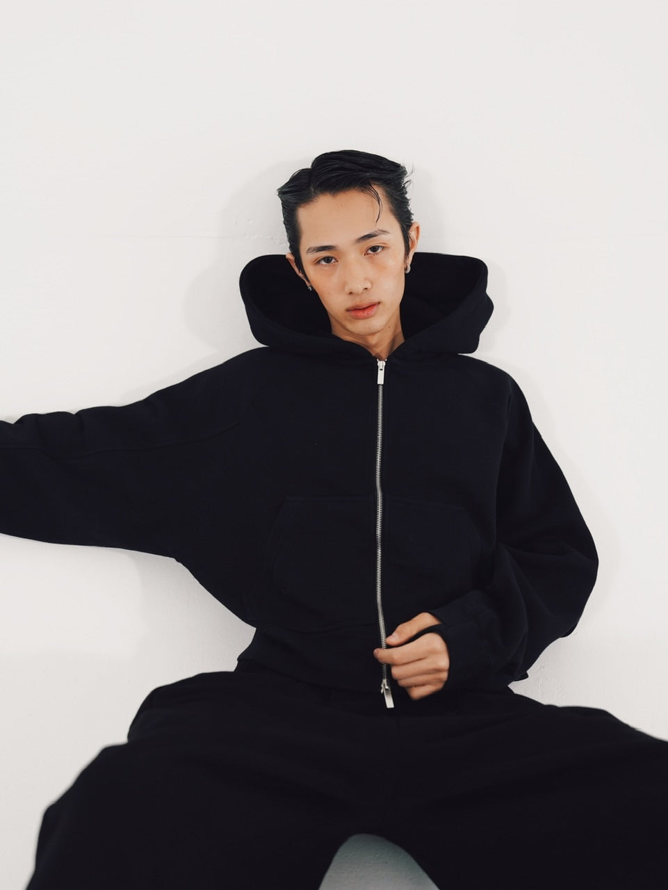 【CS】cropped double zip hoodie (black)
