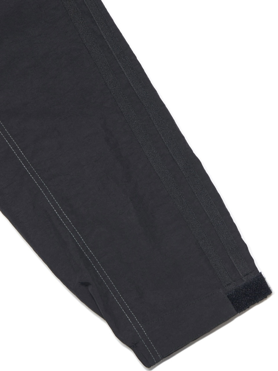 【NOMANUAL】BUNGALOW WIND SHELL