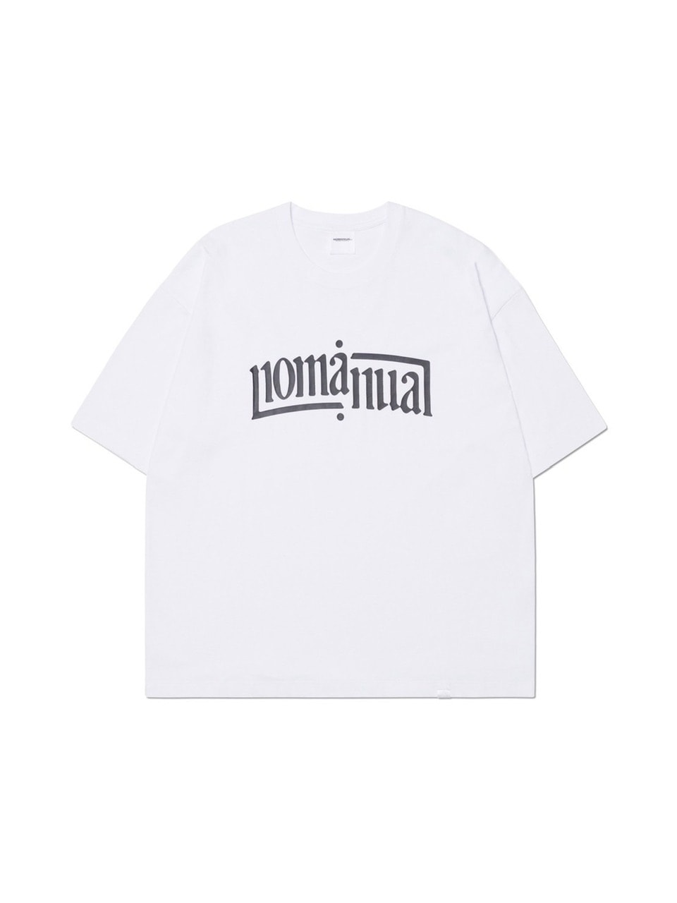 【NOMANUAL】ARCHED TEXT T-SHIRT