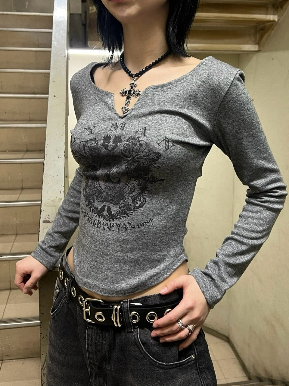 【Never mind the XU】v neck vintage print long sleeve tee (3color) / 【ネバーマインドザエックスユー】Vネックヴィンテージプリント長袖Tシャツ