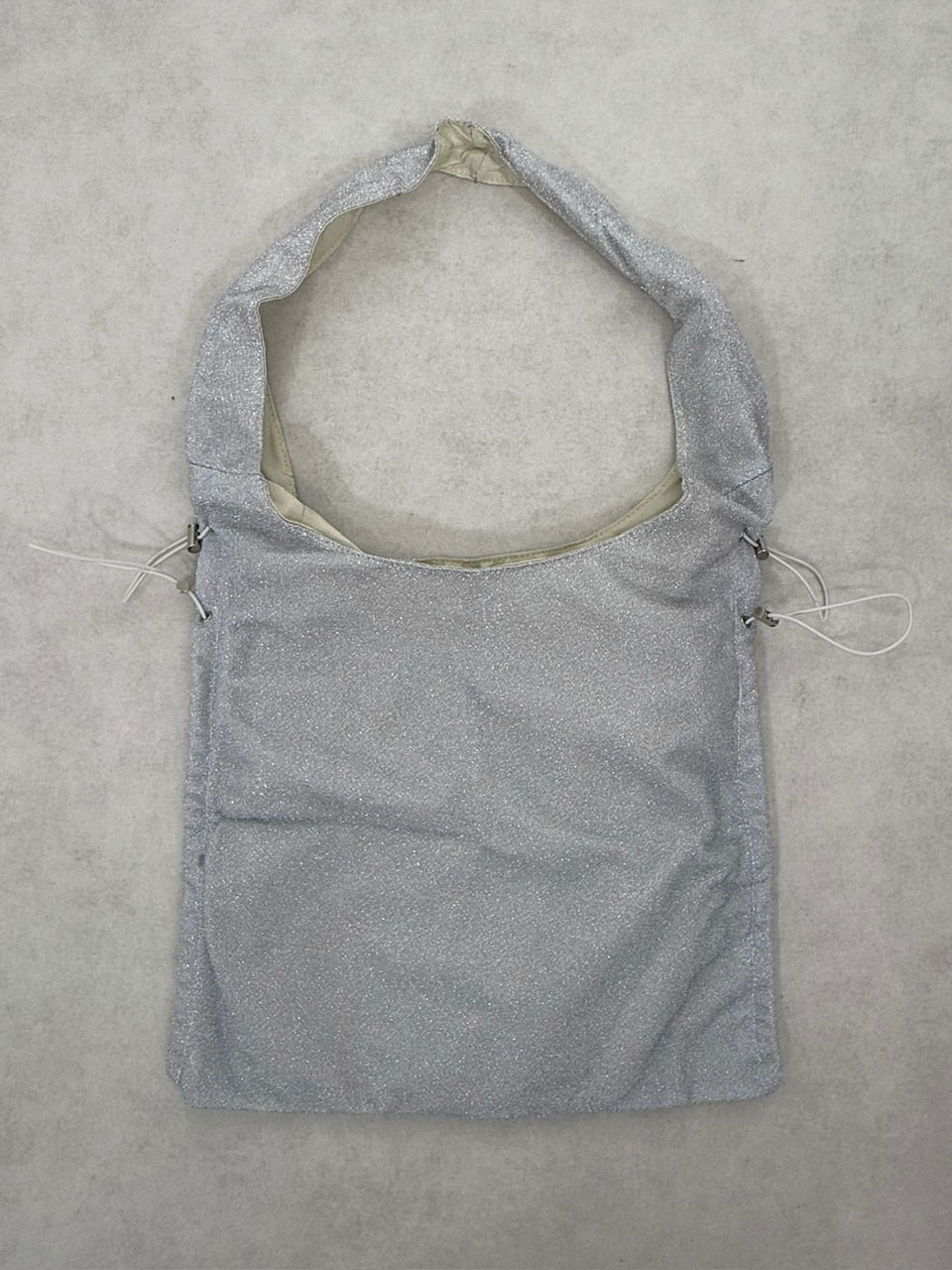 国際配送【Nerd out XU】Shiny drawcode tote bag (2color) / 【ナードアウトエックスユー】シャイニードローコードトートバッグ