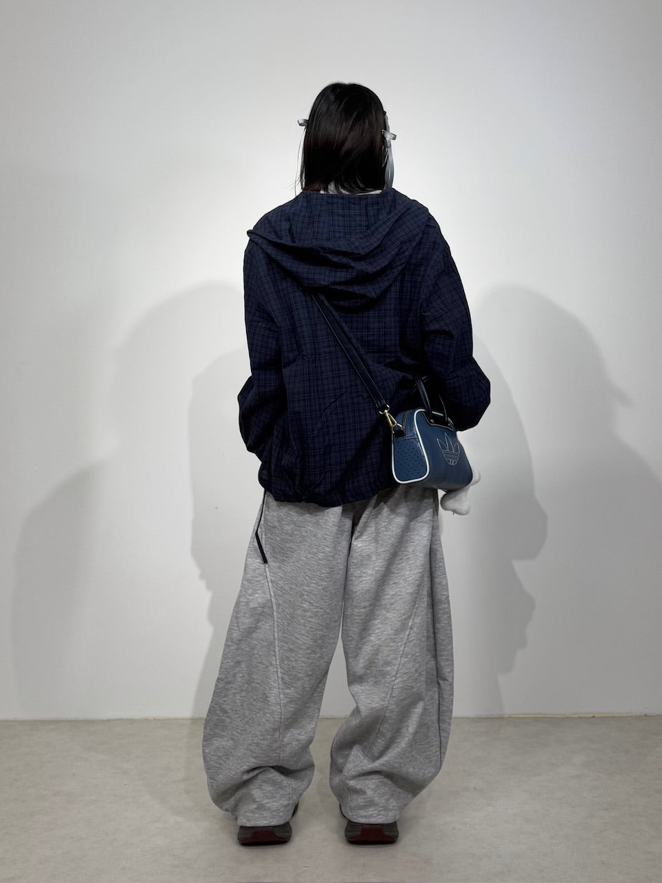 【Nerd out XU】waist rope loose sweat pants (2color) / 【ナードアウトエックスユー】ウエストロープルーズスウェットパンツ