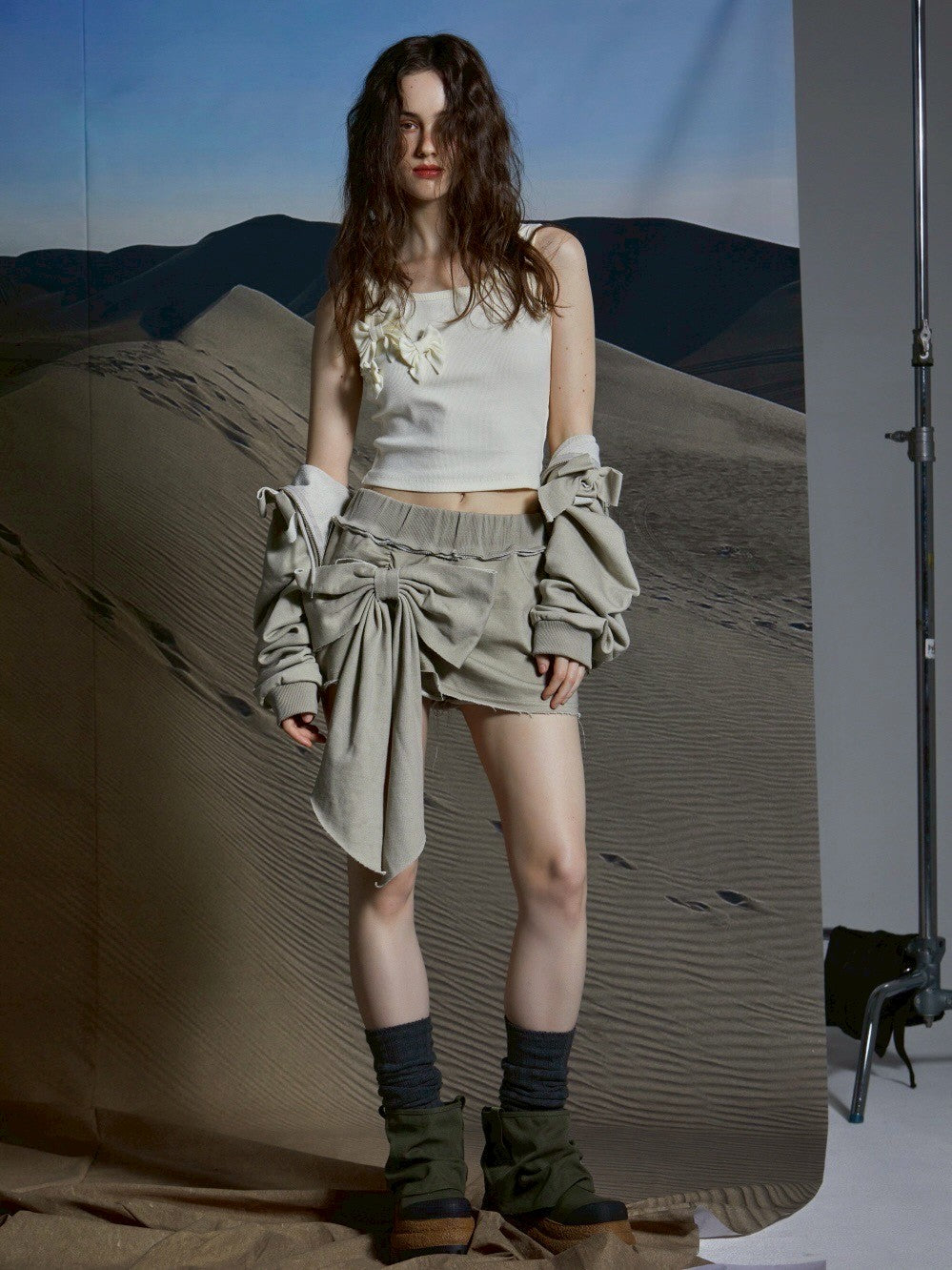 【GATELESS】RIBBON POP ZIPUP HOODIE