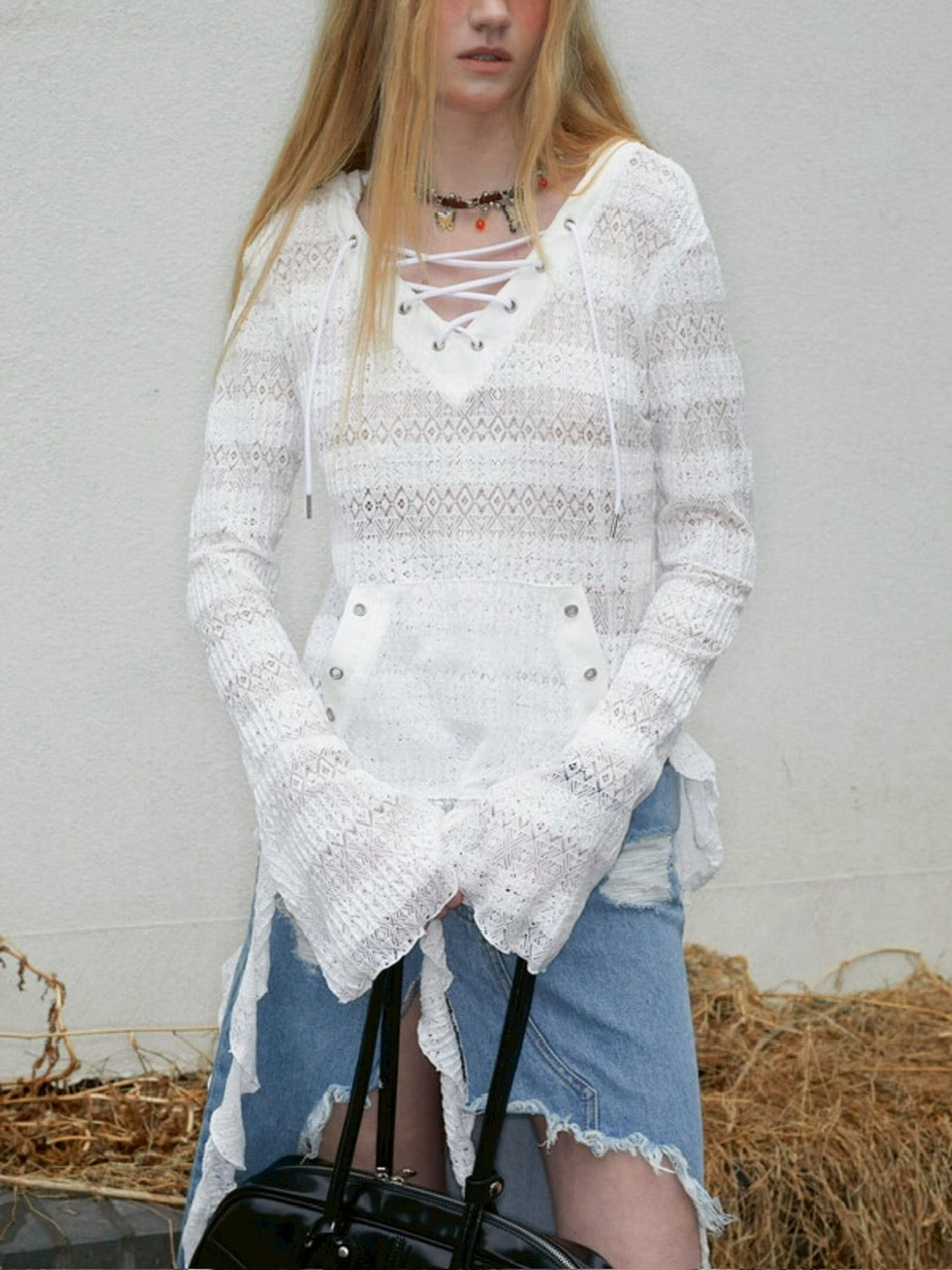 【NOT KNOWING】Lace V Neck Ruffle Hoodie