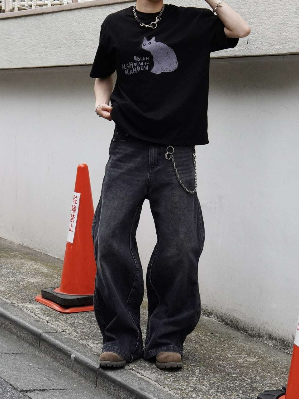 【Chikashitsu +】side wave design denim pants (BLACK)