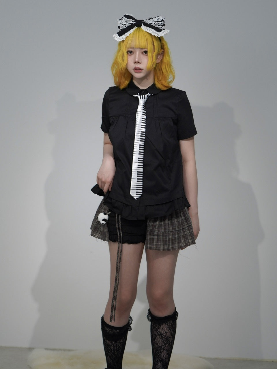 国際配送【Nerd out XU】peplum blouse (2color)