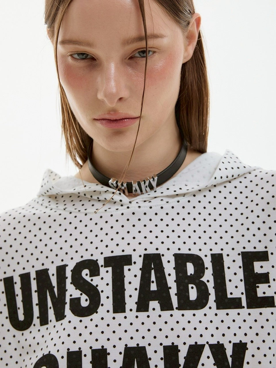 【ESC STUDIO】quadruple shaky hoodie / 【イーエスシーステュディオ】クアドルプルシャイキーロゴフード付き半袖Tシャツ