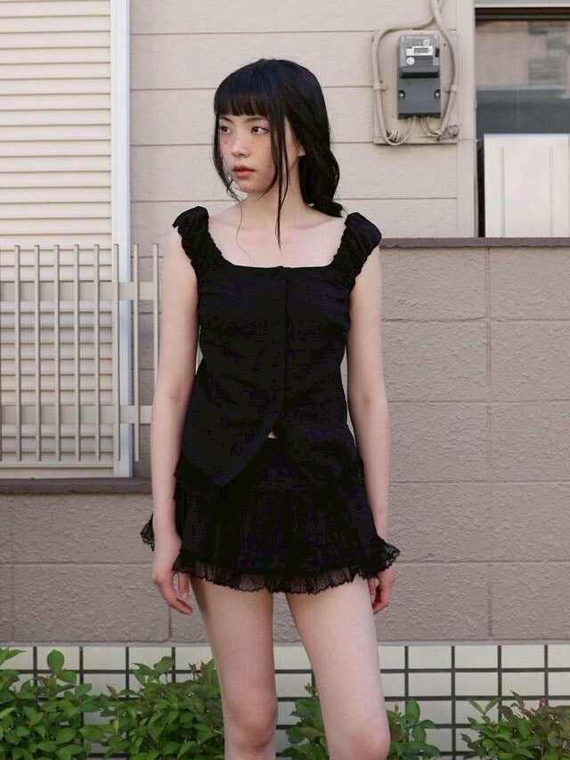 【Uglyshadow】CHECK SHIRRING BLOUSE / 【アグリーシャドウ】チェックシャーリングノースリーブブラウス